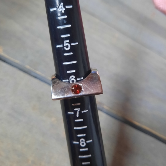 Artisan Crafted Sterling Silver Abstract Garnet Ring - Picture 14 of 15